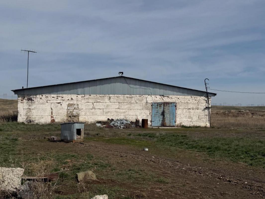 Продам животноводческую базу. - Орск