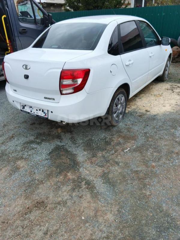 В добротном состоянии на полноценном японском автомате продам ладу гранту , по птс 2 хозяина. - Орск