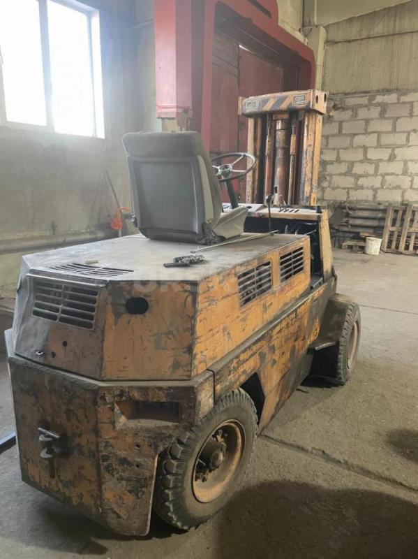 Продам автопогрузчик Balkancar  Б/У  грузоподъемность 3,2т, высота подъема 1,8м, полностью исправен, - Оренбург