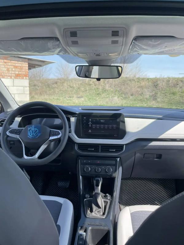 Volkswagen Tharu XR
Модификация авто 2026 1.5L Elite Edition
Дата изготовления октябрь 2025
Дата рег - Орск