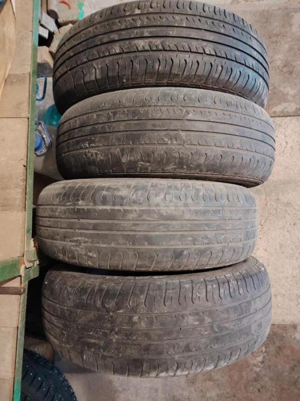 Продам шины летние без дисков Hankook Optimo r15 в удовлетворительном состоянии. - Орск