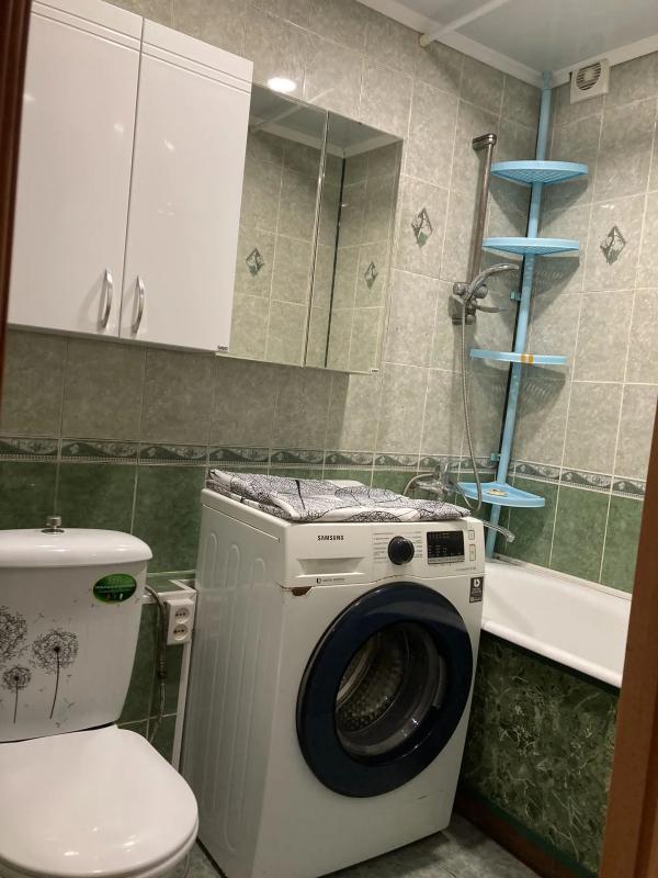 Продам отличную  2-х комнатную квартиру "Распашонка", 5/5, по адресу: г. - Орск