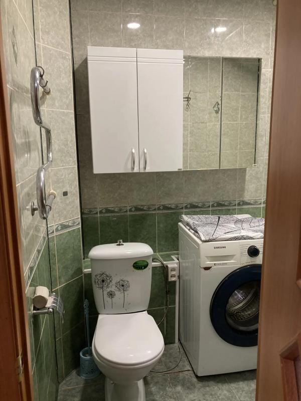 Продам отличную  2-х комнатную квартиру "Распашонка", 5/5, по адресу: г. - Орск