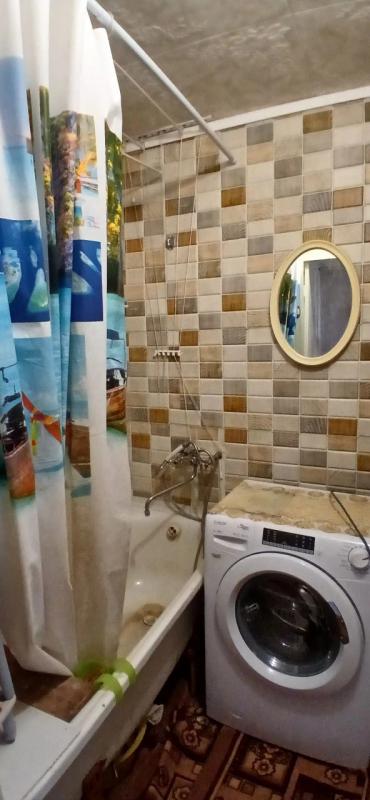 В продаже 3-комнатная квартира  с раздельными ходами по адресу: г. - Новотроицк
