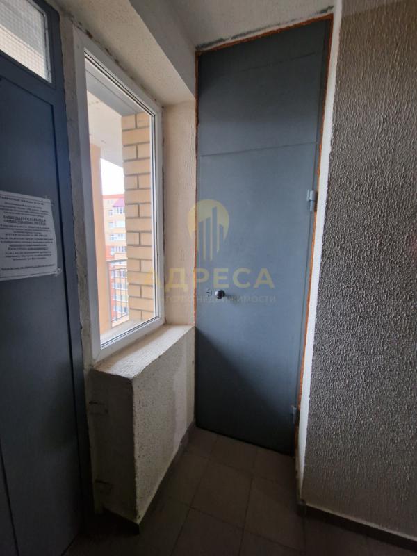 Продается двухкомнатная квартира с уникальной планировкой - окна на обе стороны "распашонка&quo - Оренбург
