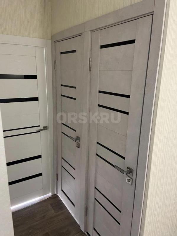 Продается 2-х комнатная квартира, район 6-ая школа, ул. - Орск