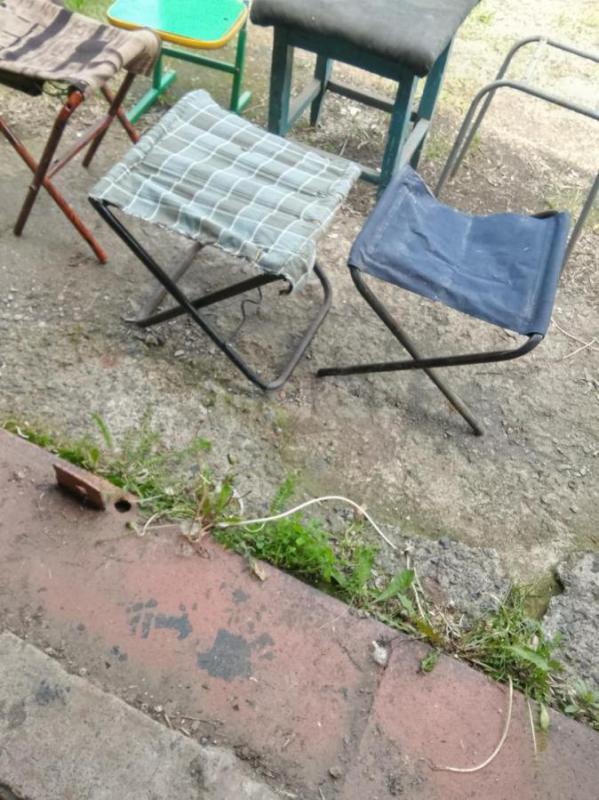 Продам складные стулья и табурет по договоренности. - Орск