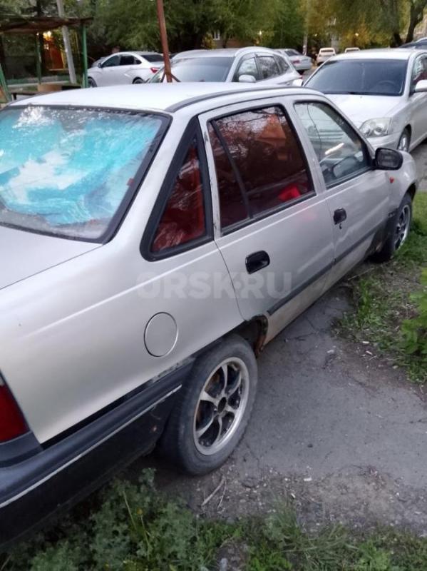 Продам Дэу Нексия 2003г,расходует масло. - Орск