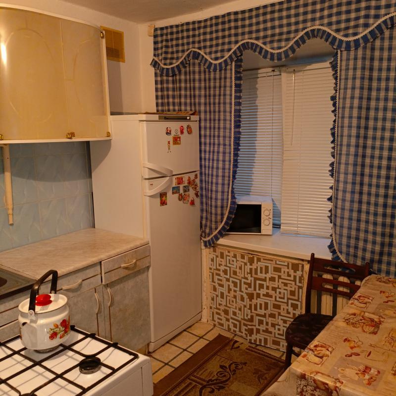 Продам 2-х комнатную квартиру, на 1- ом этаже 5-ти этажного, кирпичного дома. - Новотроицк
