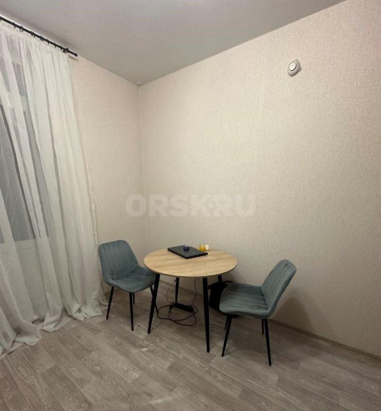 На длительный срок квартира по адресу Краматоская 19б. - Орск