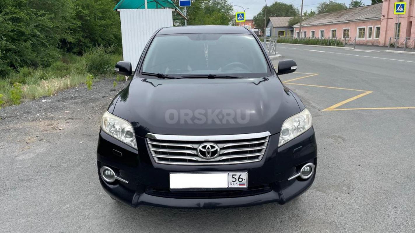 Пpoдается Лeгендaрная Тоyotа RAV4 2011 года выпуска

По факту два хозяина

Комплектация:

Клим - Новотроицк