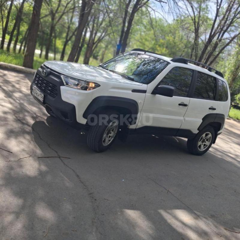 1 собственник 
не бита не крашена
Родной пробег 
Кондиционер передние стеклоподъемники 
Сигнализ - Орск