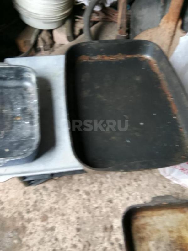 Продам формы для выпечки, сковородки, мясорубку, закаточные машинки по договоренности. - Орск
