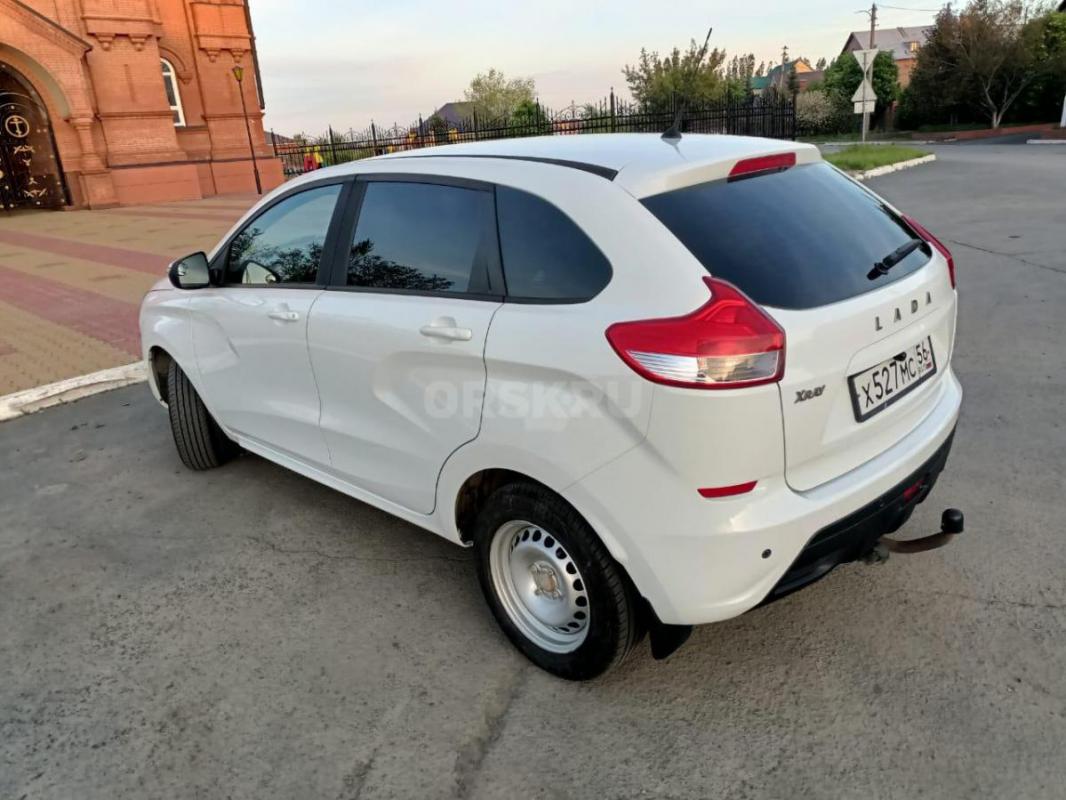 Автомобиль ЛАДА Х-РЕЙ 2017 года. - Орск