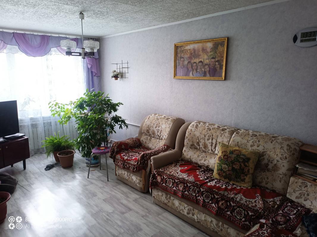Продаётся трёхкомнатная квартира улучшенный планировки. - Новотроицк