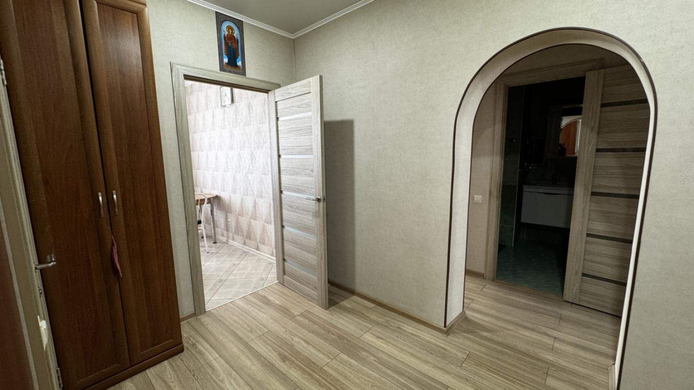 Продаётся уютная и светлая Двухкомнатная квартира в г. - Оренбург