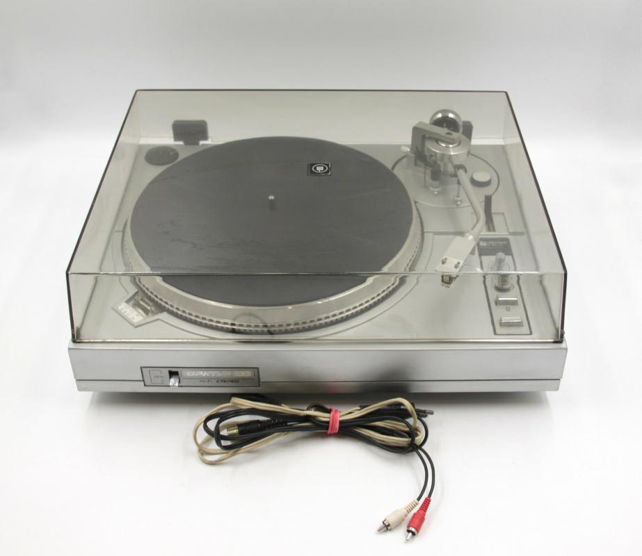 Куплю не дорого проигрыватель radiotehnika эп-101С так же Артур 006 - Орск