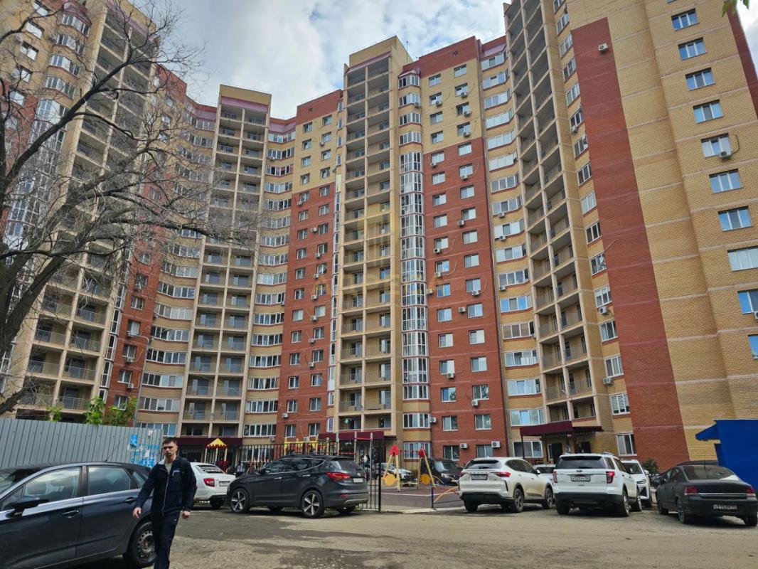 Продам 3 комнатную квартиру в монолитно-кирпичном доме с предчистовой отделкой! - Оренбург