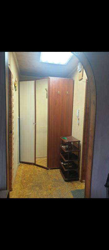 Сдам на длительный срок уютную квартиру. 6
Ост. 6 школа. - Орск