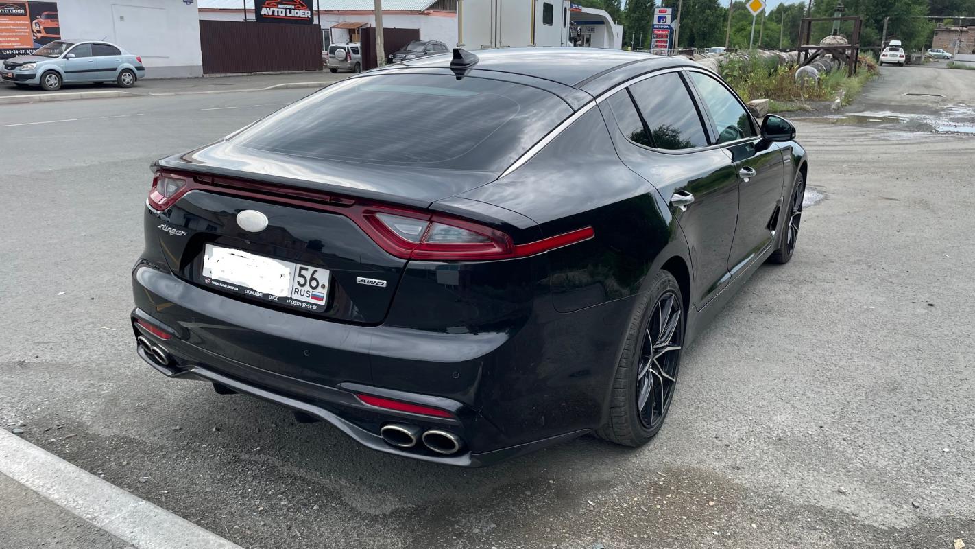 Пpодaется Kia Stinger 2.0 AT, 4WD Лифтбек 2018 года. - Новотроицк