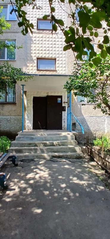 Предлагаем  Вашему вниманию квартиру по аппетитной цене.
• г. - Новотроицк