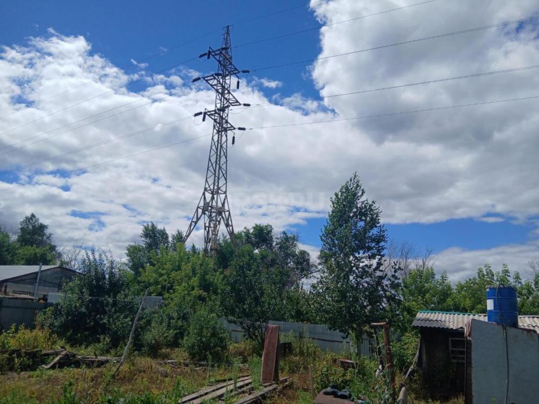 Продам жилой дом, 70 квадратов, на участке есть баня, летняя кухня, две выгребные ямы, сарай и огоро - Орск