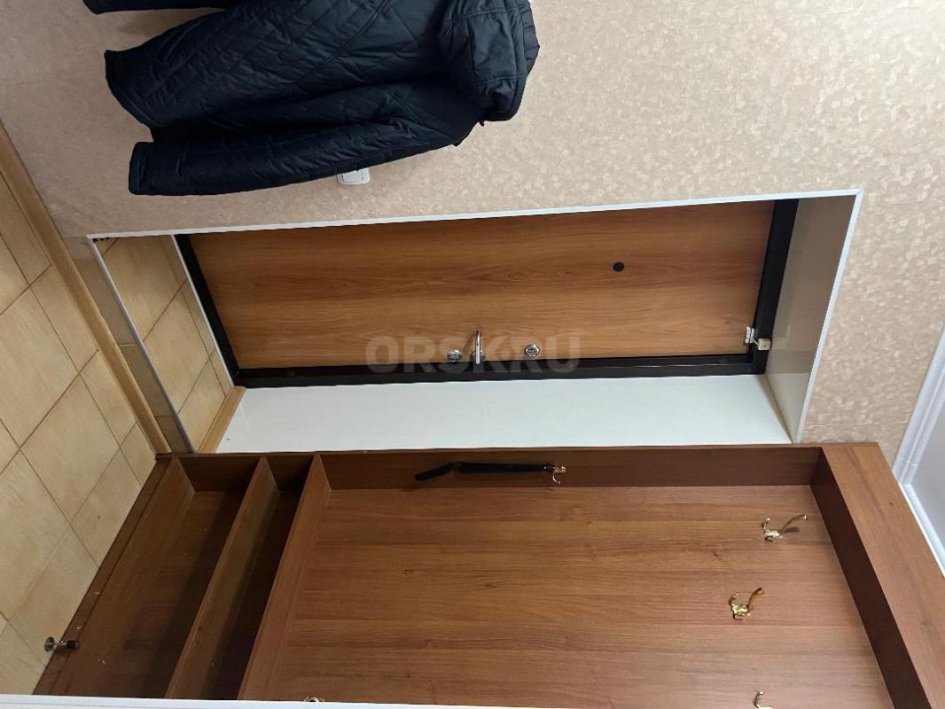Сдам квартиру 2х комнатную на длительный срок адрес Орск ул. - Орск