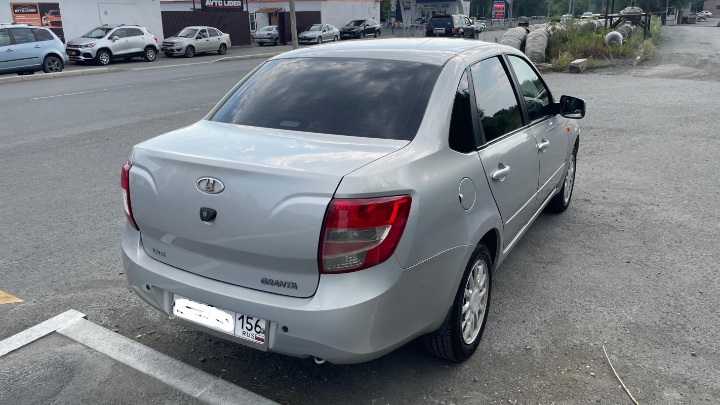 Продается LADA Granta, 2013 года.
------АВТОМАТ------
В отличном техническом состоянии. - Новотроицк