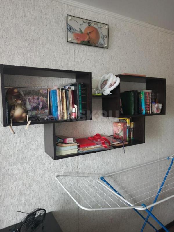 Связи с переездом продам мебель шкаф, кровати 2 шт, комод 2 шт, столы и полки - Орск