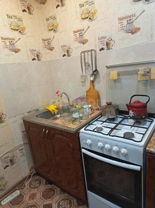 Продам уютную однокомнатную квартиру, в многоэтажном доме (бывшее общежитие) , в настоящее время мно - Орск