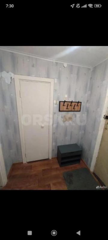 Сдам 1 комнатную квартиру в районе Добровольского, мебелированная,рядом садик, школа, магазины. - Орск