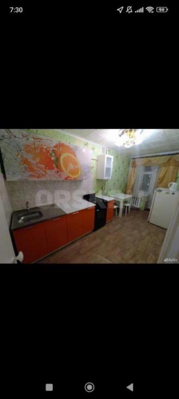 Сдам 1 комнатную квартиру в районе Добровольского, мебелированная,рядом садик, школа, магазины. - Орск