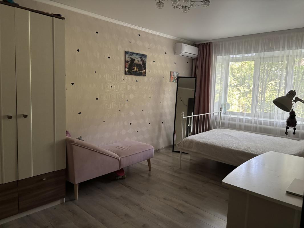 Продаем 3х-комнатную уютную квартиру с ремонтом! - Гай