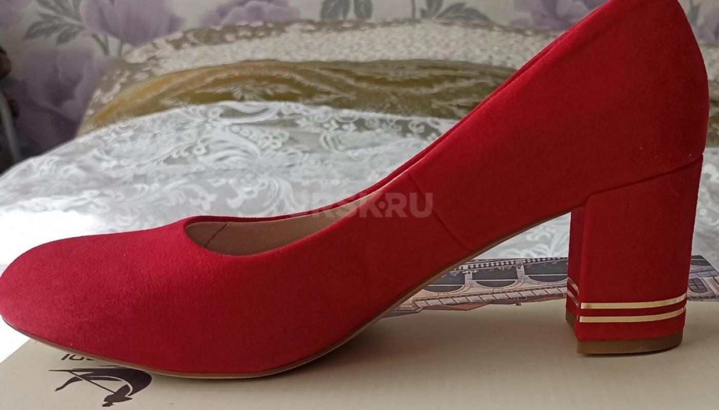 Продам одежду -мужскую и женскую - отличного качества, в тч на торжественные мероприятия с 46 размер - Орск