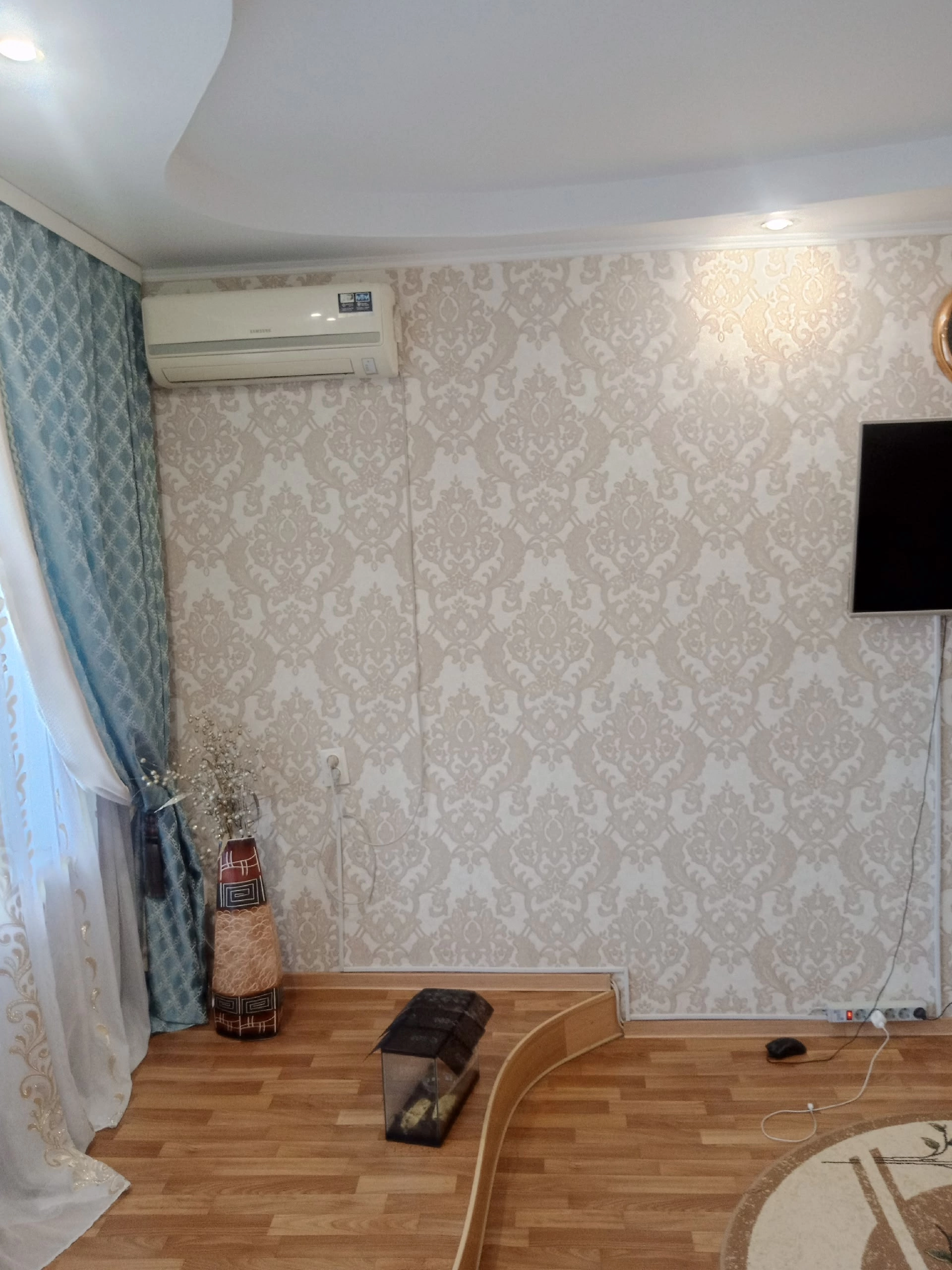 ✨ ** продаётся уютная 4-комнатная квартира! ✨**

🏢 Просторная и светлая квартира после ремонта — иде - Новотроицк
