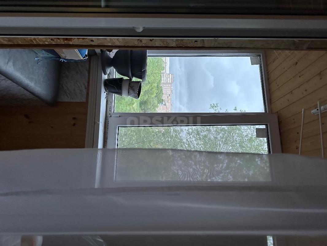 Продаётся уютная квартира на улице Пацаева, 12 в городе Орске. - Орск