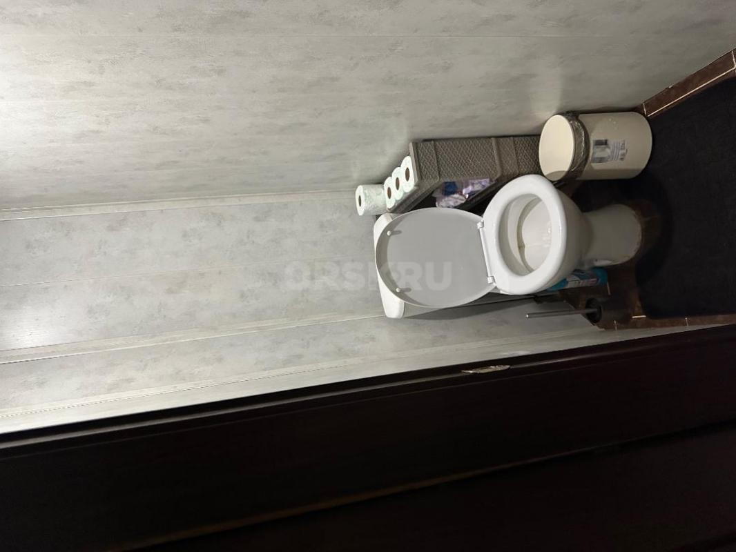 Продаётся уютная квартира на улице Пацаева, 12 в городе Орске. - Орск