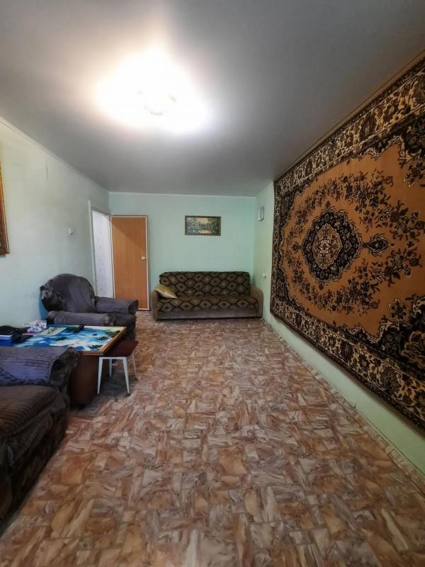 🏠 Продаётся 2-комнатная квартира 
📍 Адрес: г. - Новотроицк