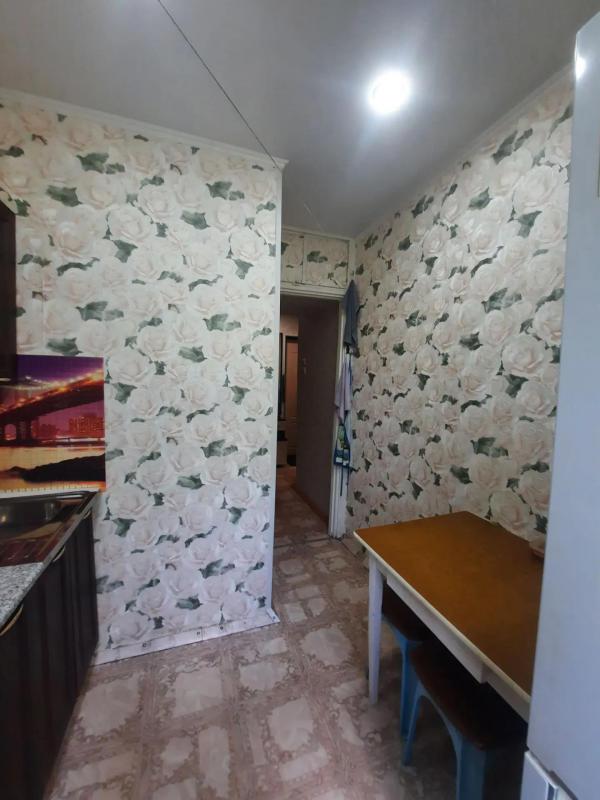 🏠 Продаётся 2-комнатная квартира 
📍 Адрес: г. - Новотроицк