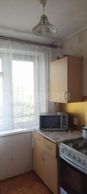 Продаётся 2-х комнатная квартира с раздельными комнатами. - Орск