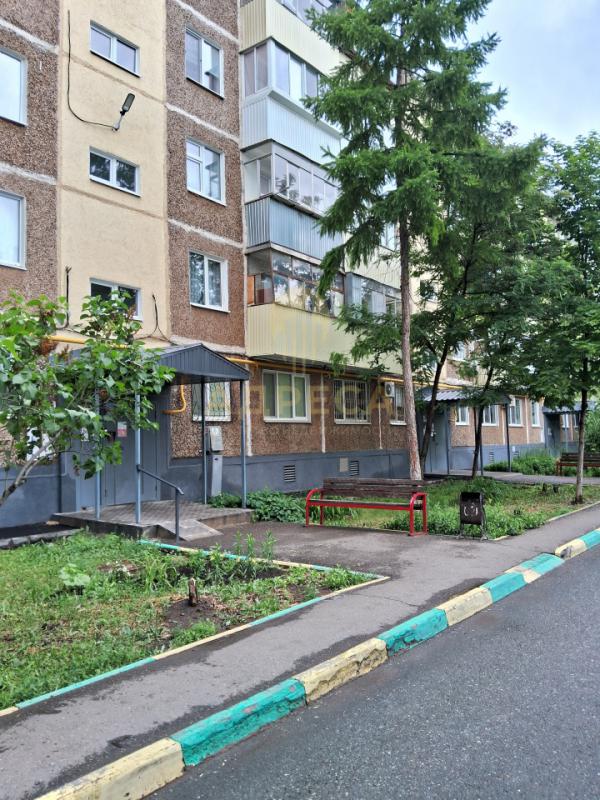 Продается уютная однокомнатная квартира по улице Карагандинской. - Оренбург