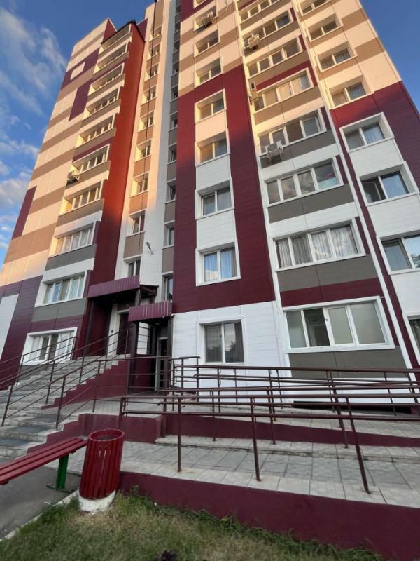 Продаётся просторная четырёхкомнатная квартира площадью 71.1 квадратных метров на седьмом этаже деся - Оренбург