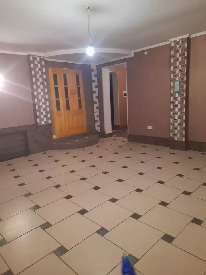 Продается отдельно стоящее 3-х этажное здание 186 кв. - Оренбург