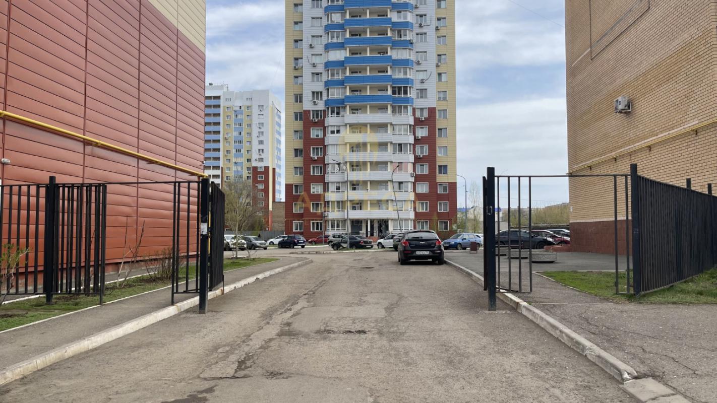 КВАРТИРА СВОБОДНОЙ ПЛАНИРОВКИ!!! - Оренбург
