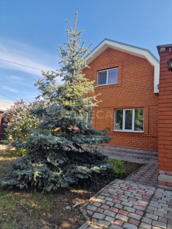Продается дом , общей площадью 182 кв. - Оренбург