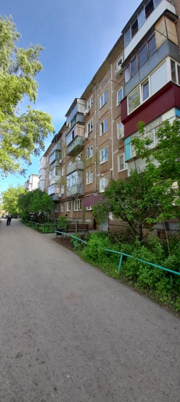 Пpoдaётся oднокомнатная квартира по адресу: 60 Лeт Oктября. - Оренбург