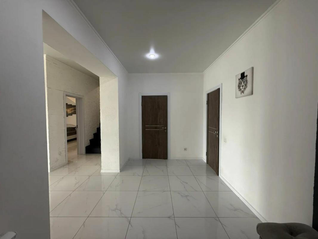 Загородная резиденция 260 м&sup2; + на перспективу арендный бизнес. - Оренбург