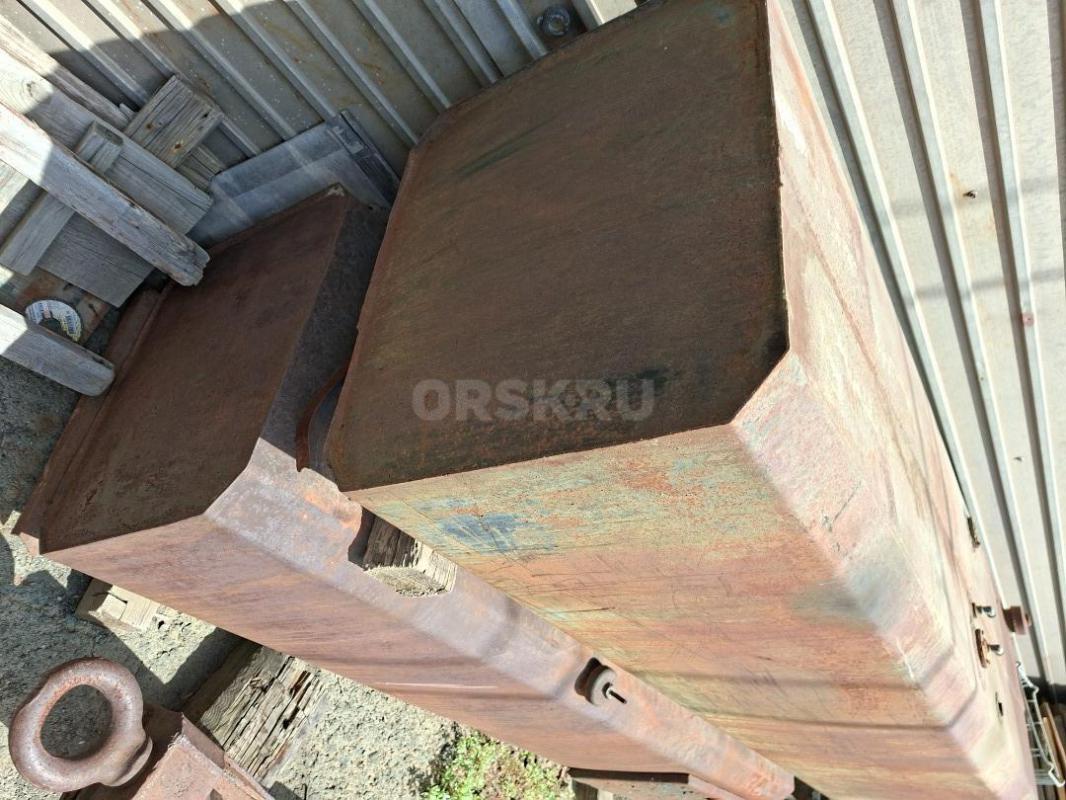 Продам дополнительные баки на камаз, на 800 и 600литров всё под заводское имело разрешение оба за 11 - Орск
