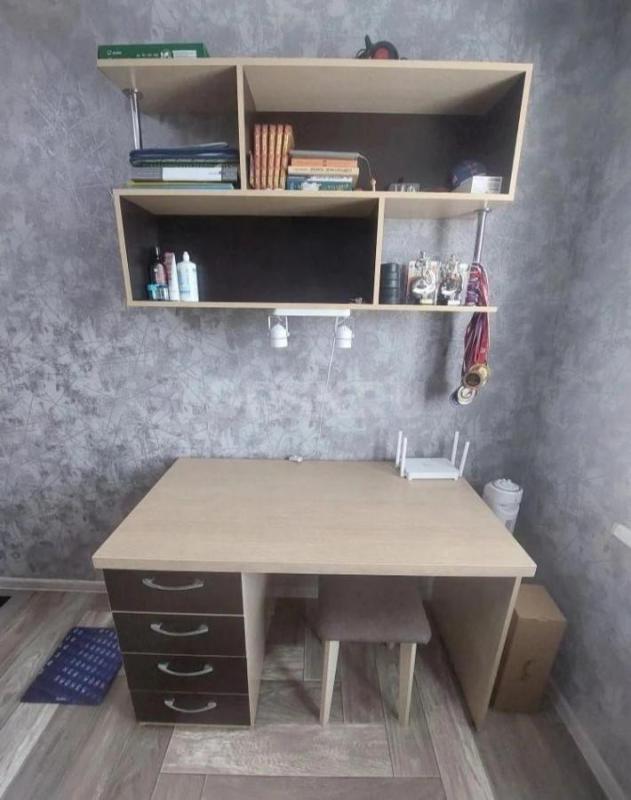 Продам мебель в детскую спальню ( кровать, шкафы, комод, письменный стол с полкой) , цвет венге в со - Орск
