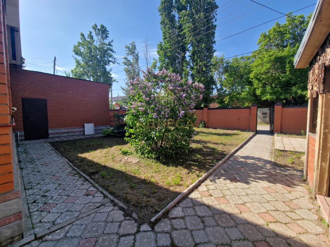 Продается дом , общей площадью 182 кв. - Оренбург